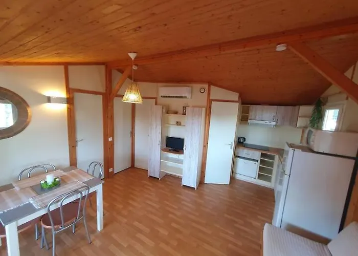 营地 Dans Les Pescalunes *